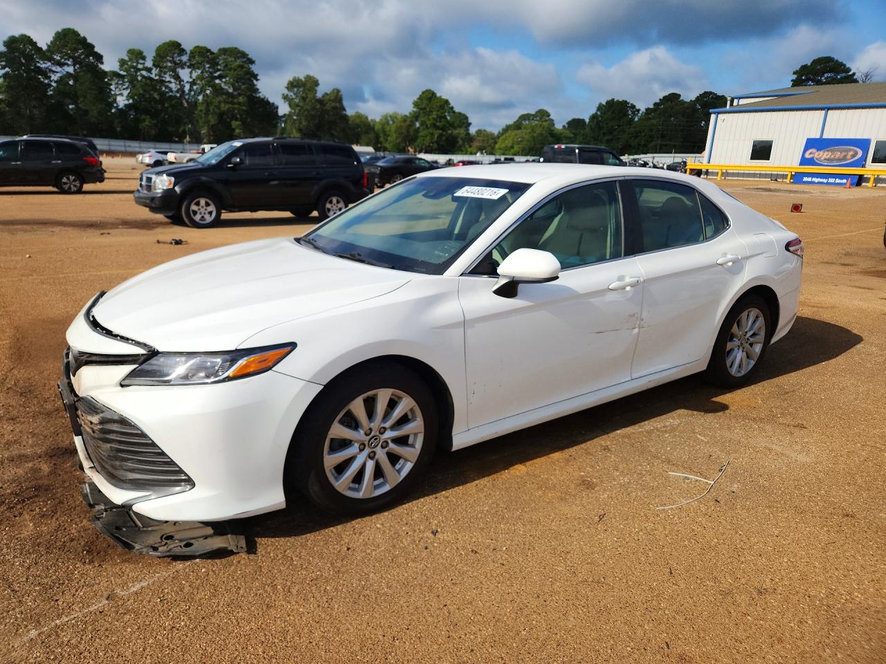 2018 TOYOTA CAMRY LE