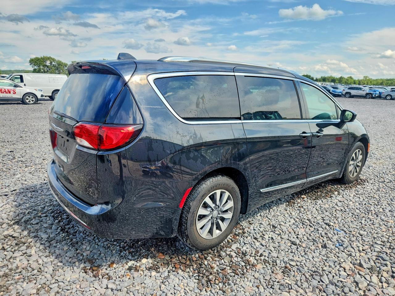 2020 CHRYSLER PACIFICA TOURING L PLUS — снимка 3