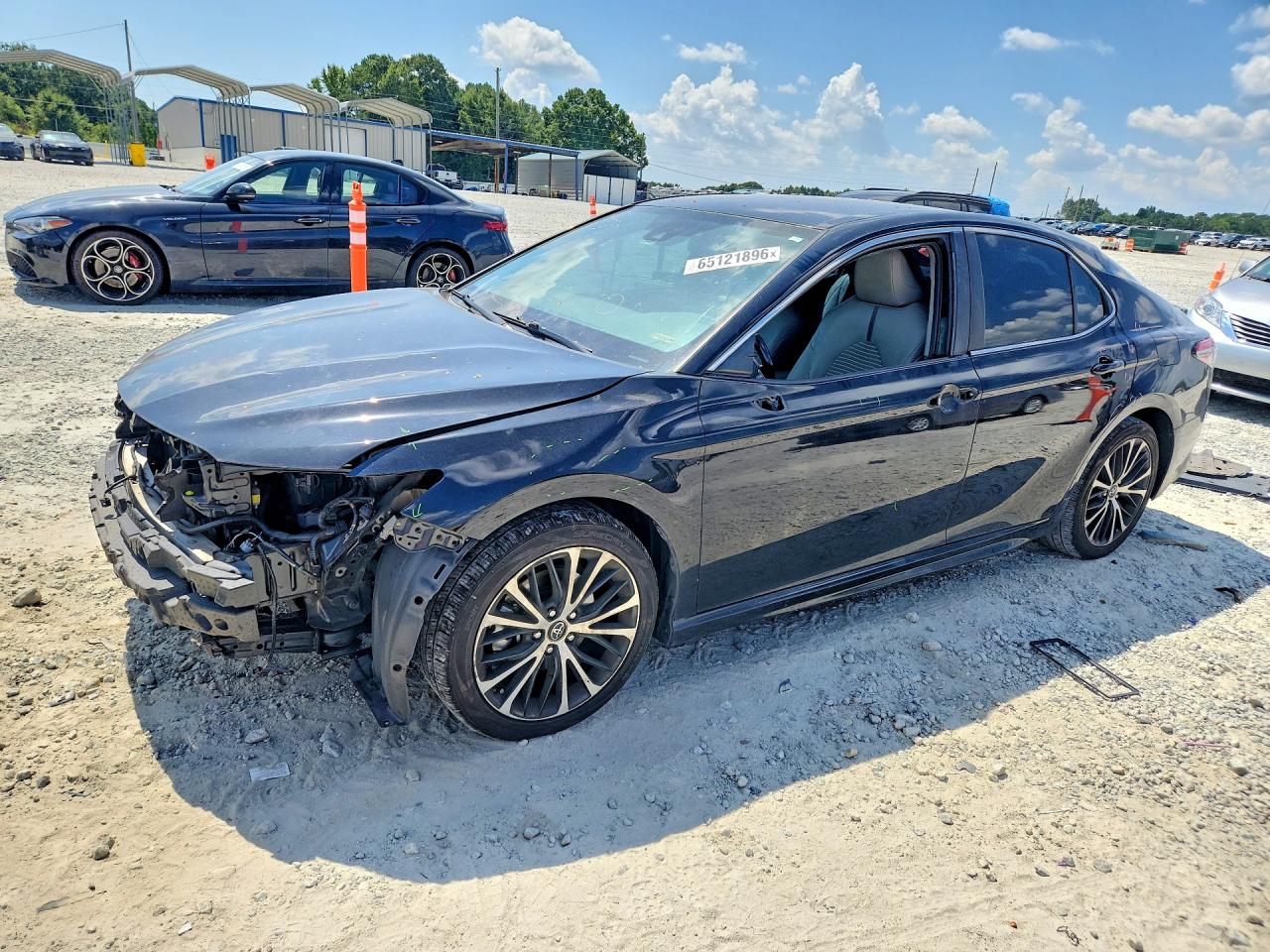 2019 TOYOTA CAMRY SE