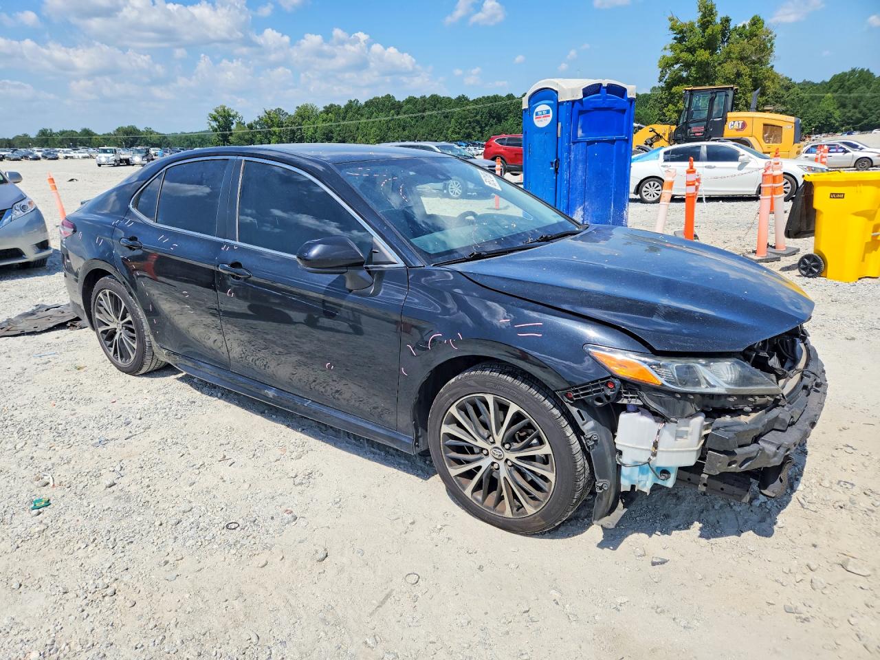 2019 TOYOTA CAMRY SE — снимка 4