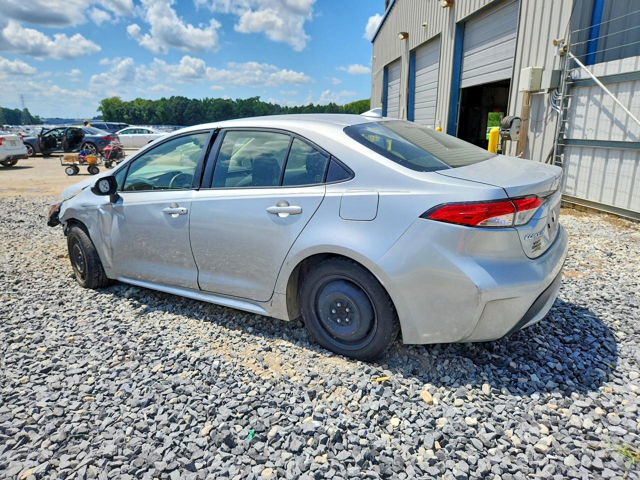 2021 TOYOTA COROLLA LE — снимка 2