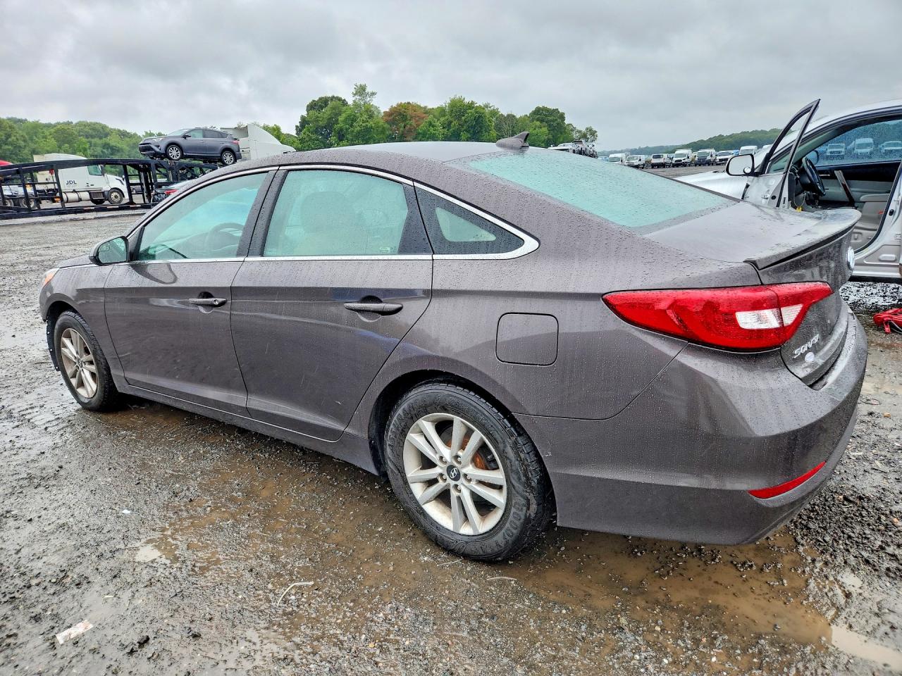 2017 HYUNDAI SONATA SE — снимка 2