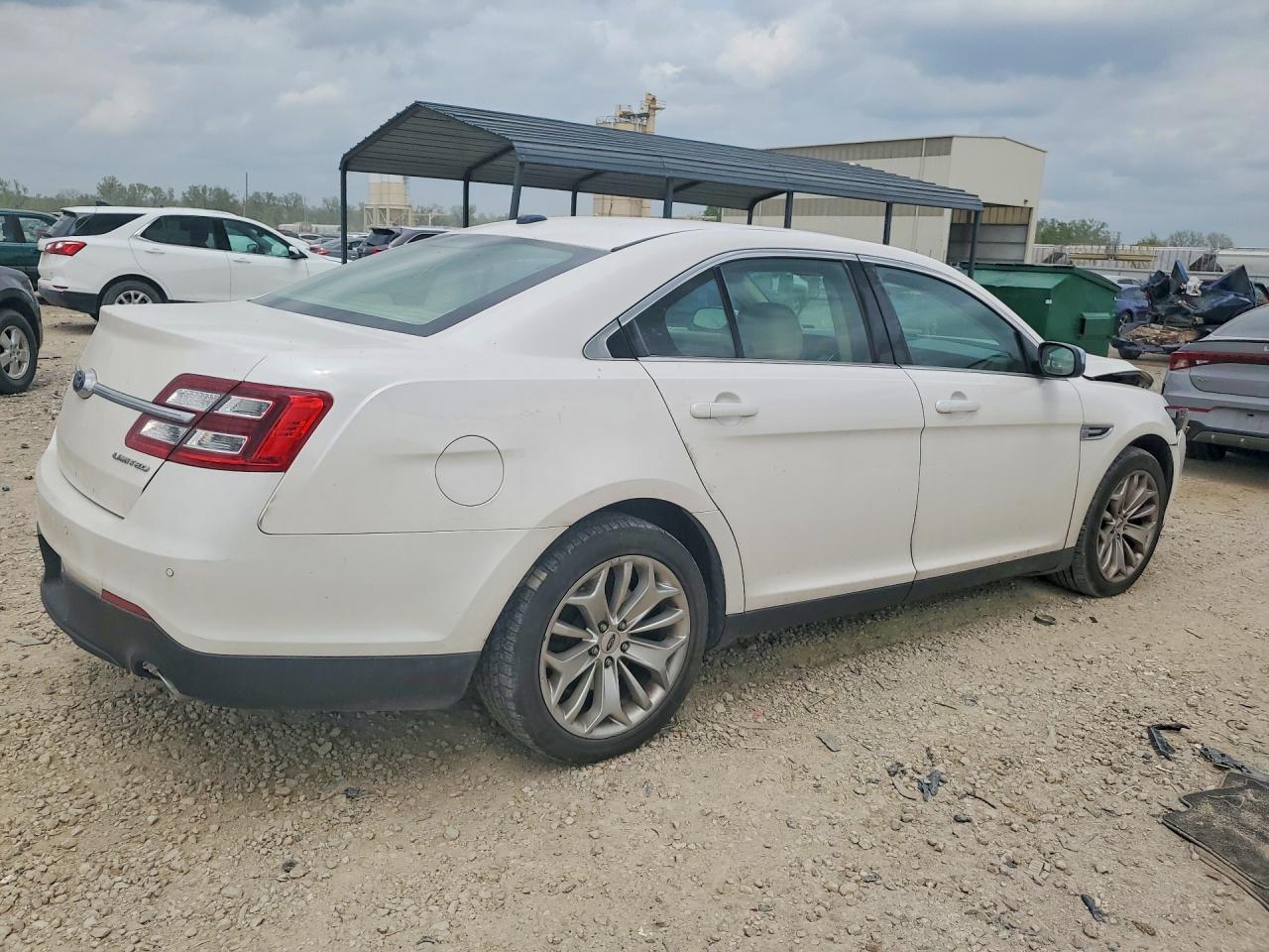 2019 FORD TAURUS LIMITED — снимка 3