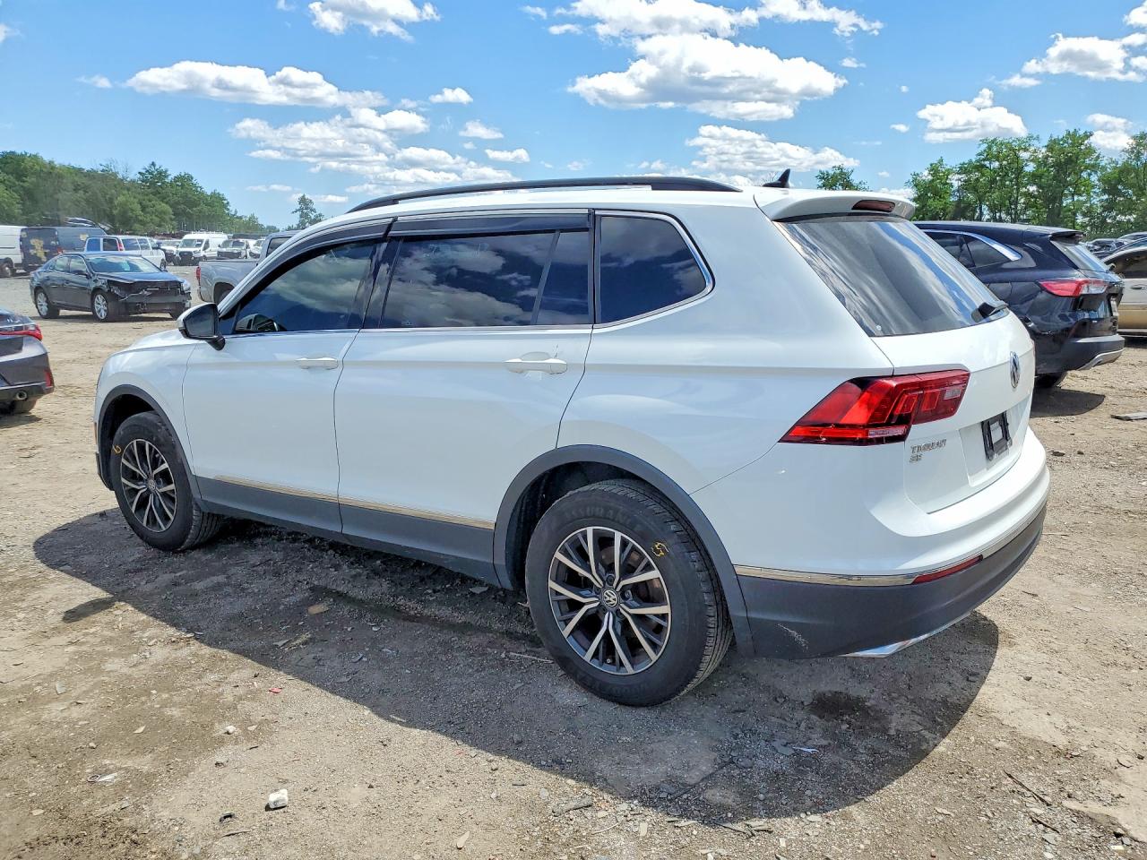 2020 VOLKSWAGEN TIGUAN SE — снимка 2
