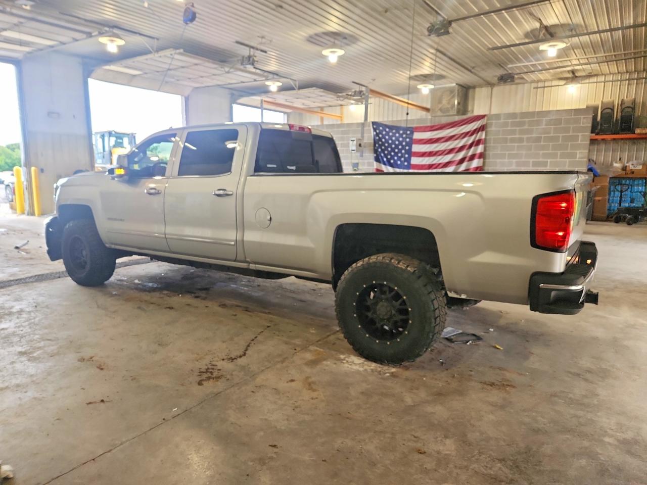 2018 CHEVROLET SILVERADO K2500 HEAVY DUTY LTZ — снимка 2