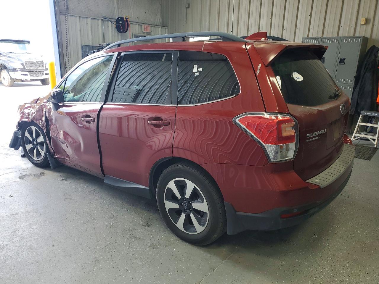 2018 SUBARU FORESTER 2.5I LIMITED — снимка 2