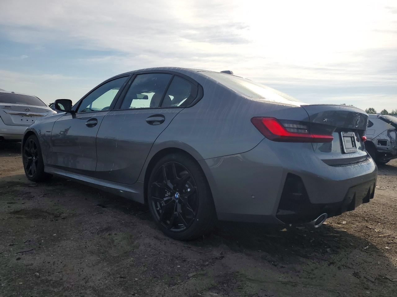 2026 BMW 330XI — снимка 2