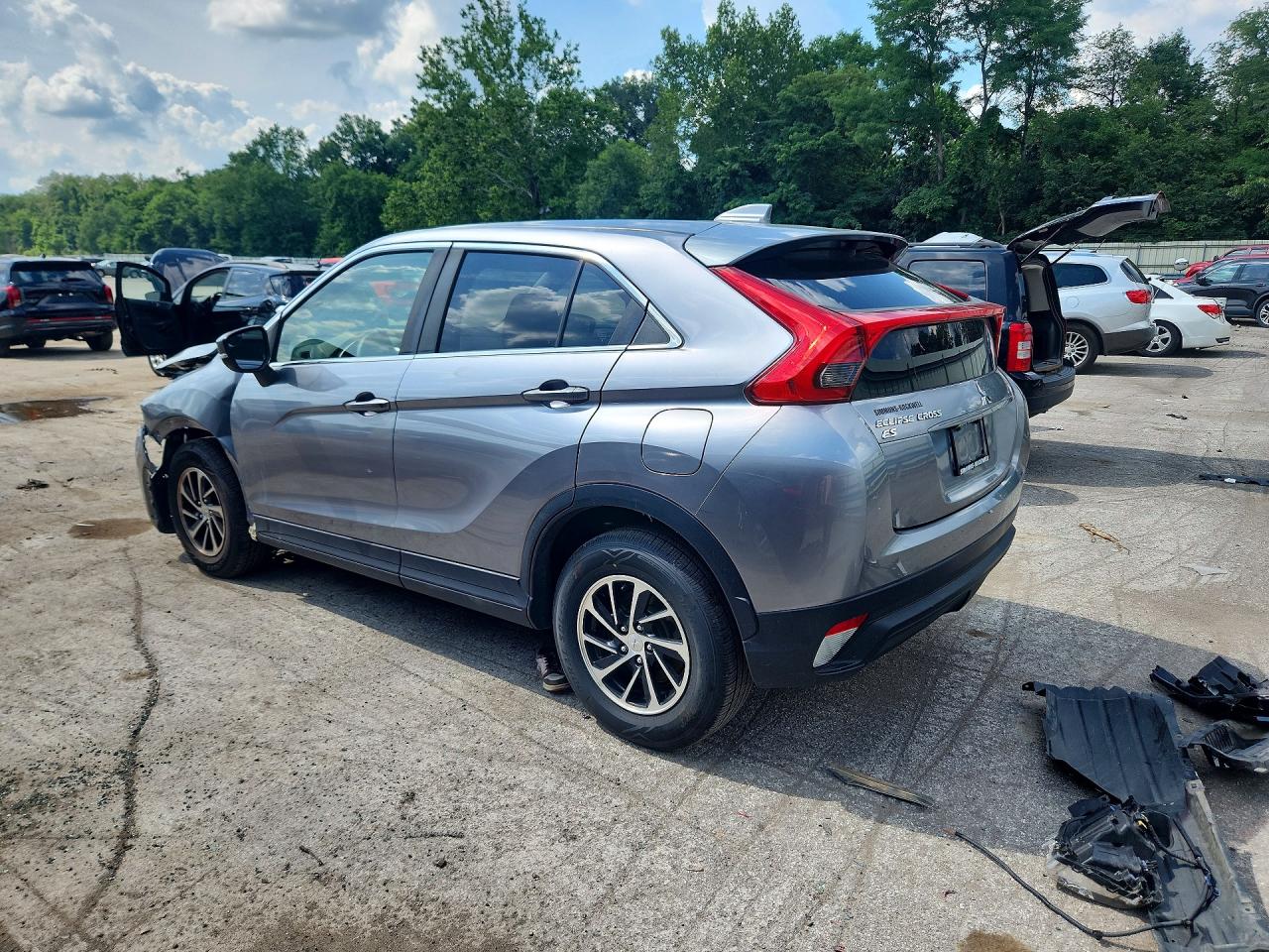 2020 MITSUBISHI ECLIPSE CROSS ES — снимка 2