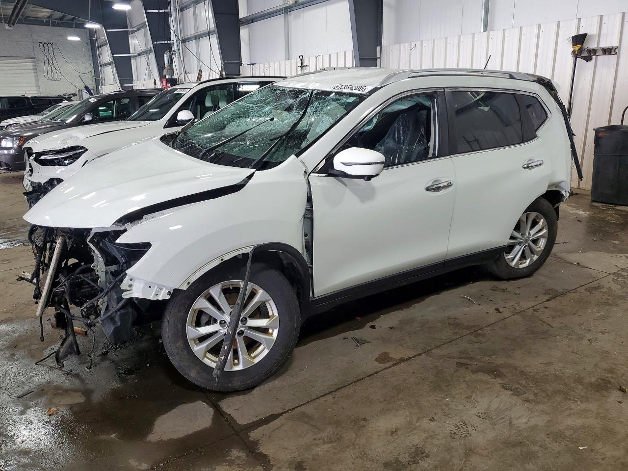 2016 NISSAN ROGUE SV