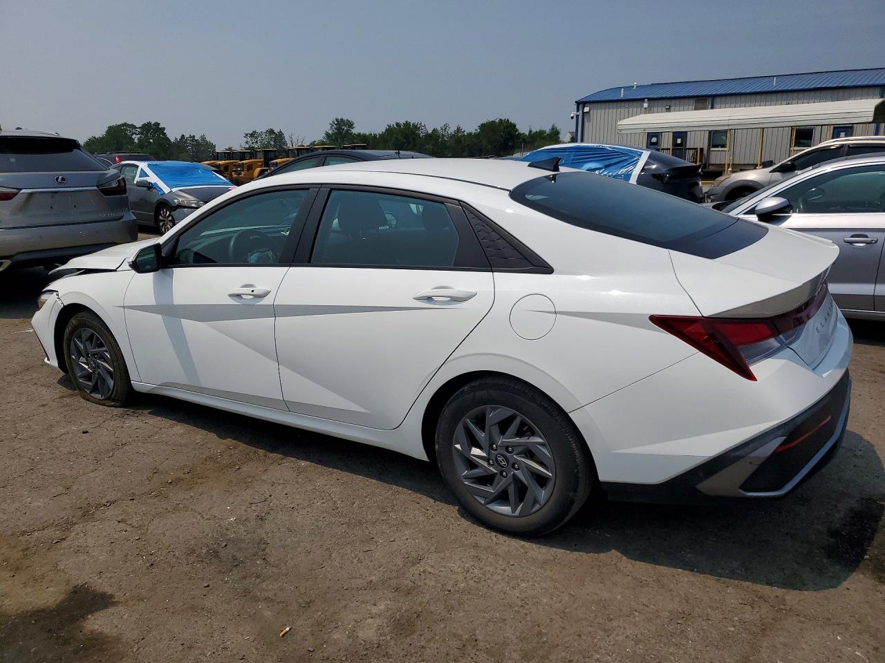 2024 HYUNDAI ELANTRA SEL — снимка 2