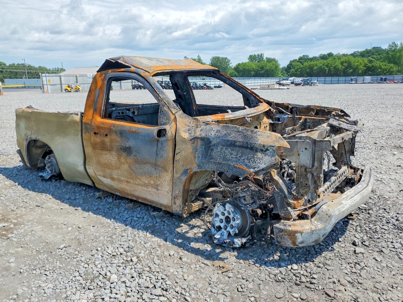 2025 CHEVROLET SILVERADO K1500 — снимка 4