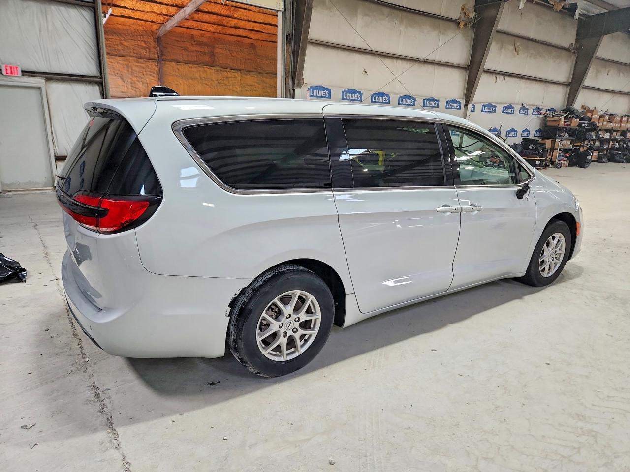 2024 CHRYSLER PACIFICA TOURING L — снимка 3