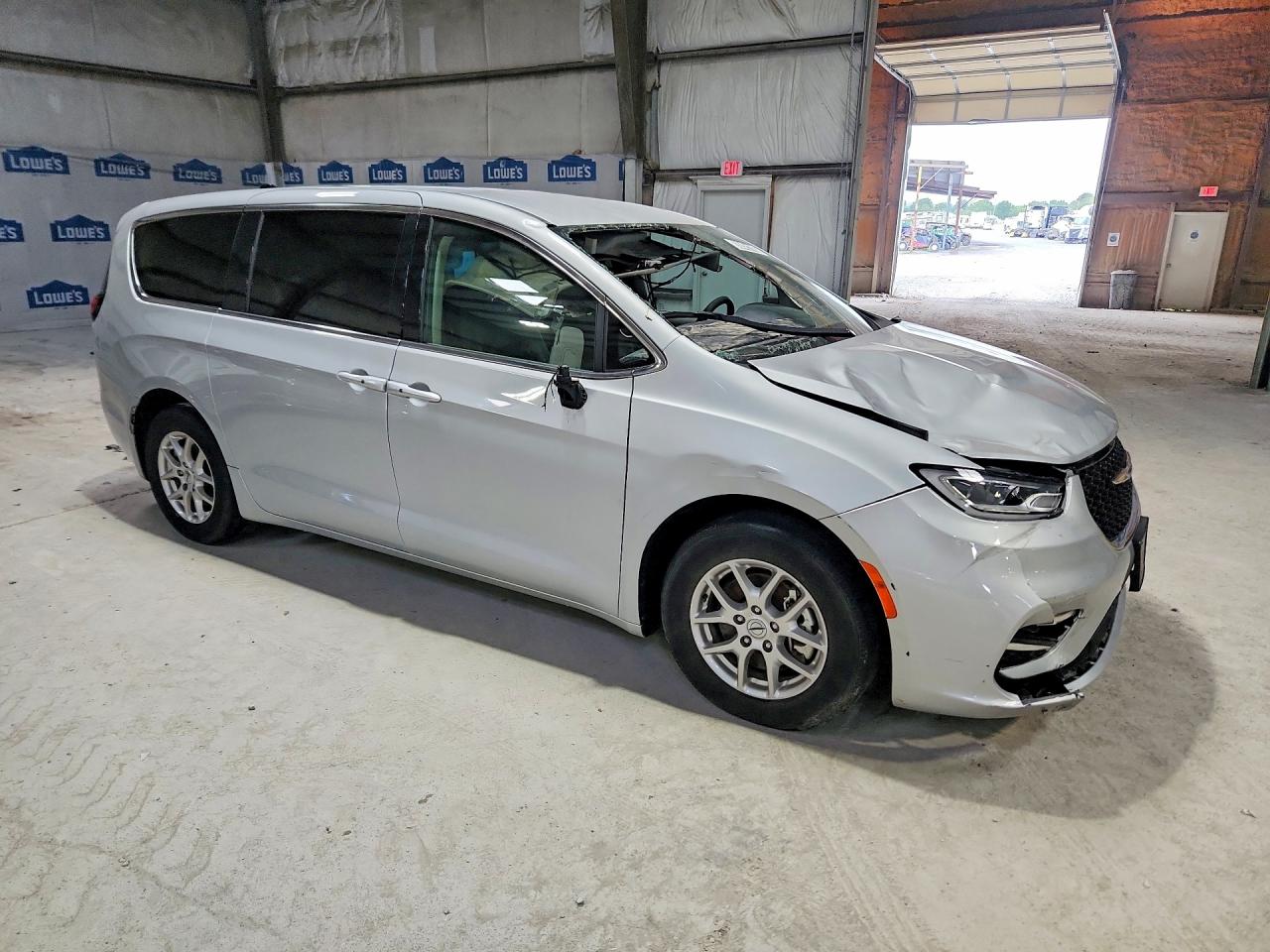 2024 CHRYSLER PACIFICA TOURING L — снимка 4