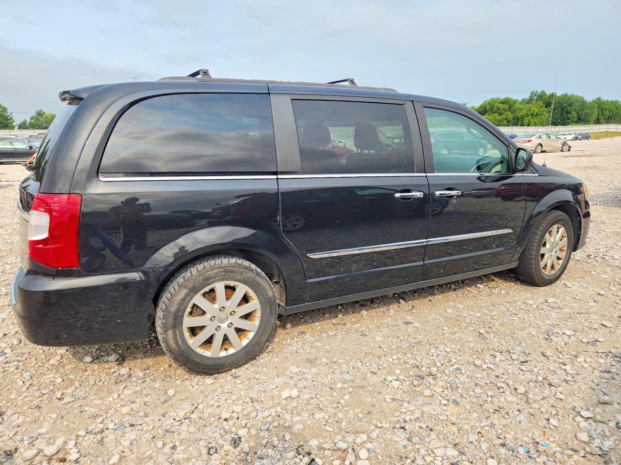 2016 CHRYSLER TOWN & COUNTRY TOURING — снимка 3