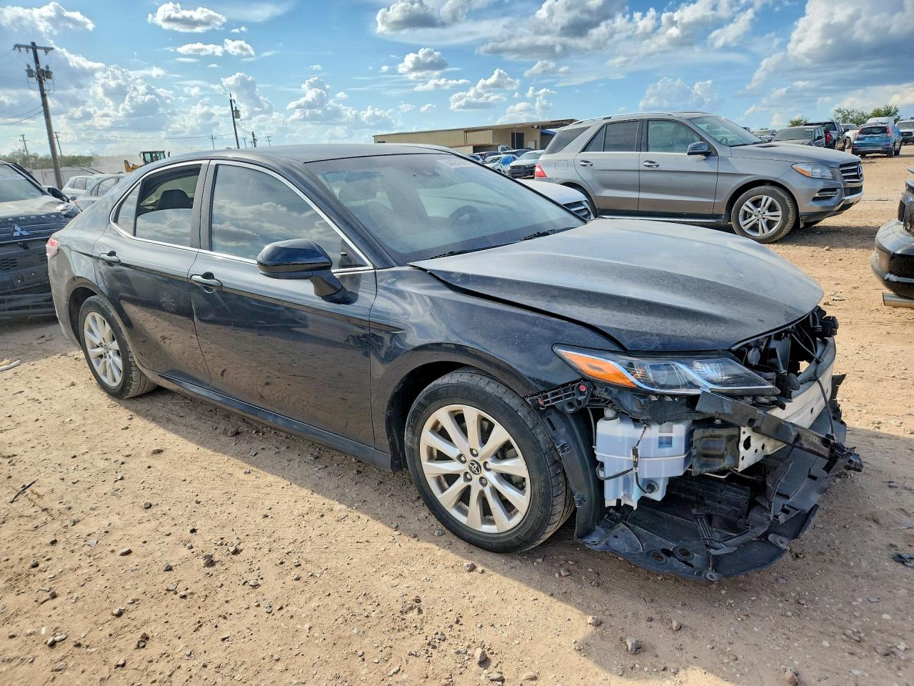 2018 TOYOTA CAMRY LE — снимка 4