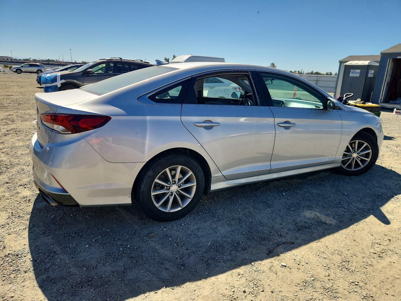 2019 HYUNDAI SONATA SE — снимка 3