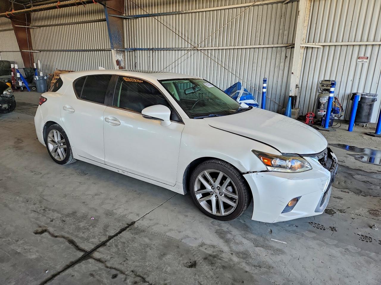 2016 LEXUS CT 200 — снимка 4