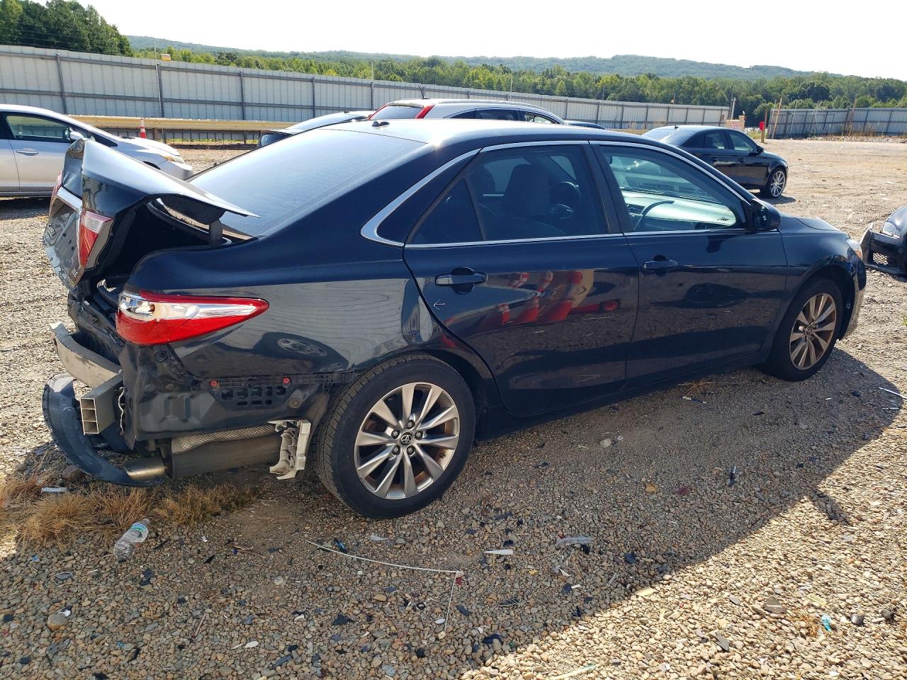 2015 TOYOTA CAMRY XLE — снимка 3