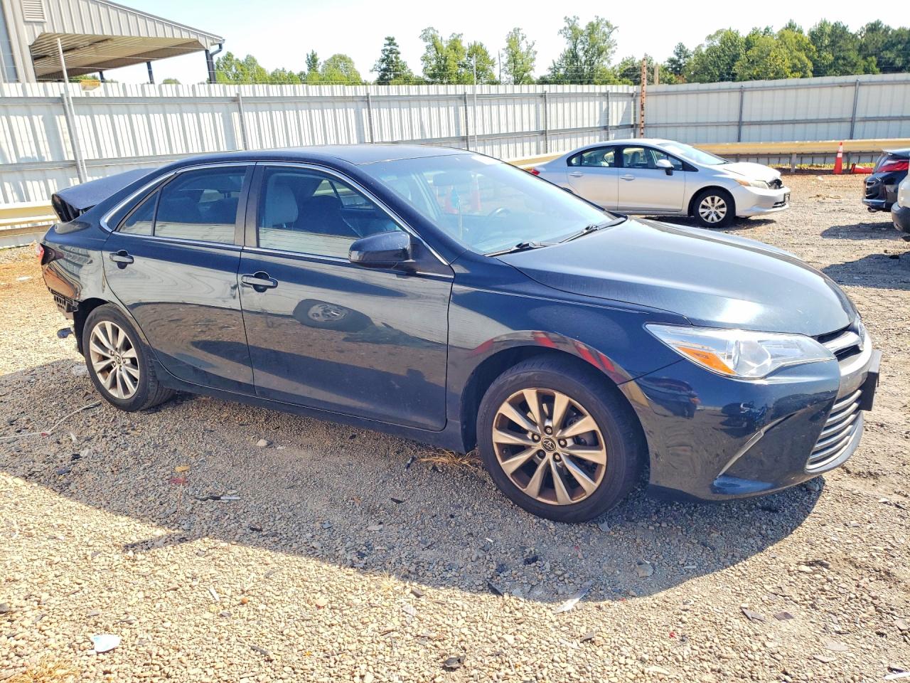 2015 TOYOTA CAMRY XLE — снимка 4