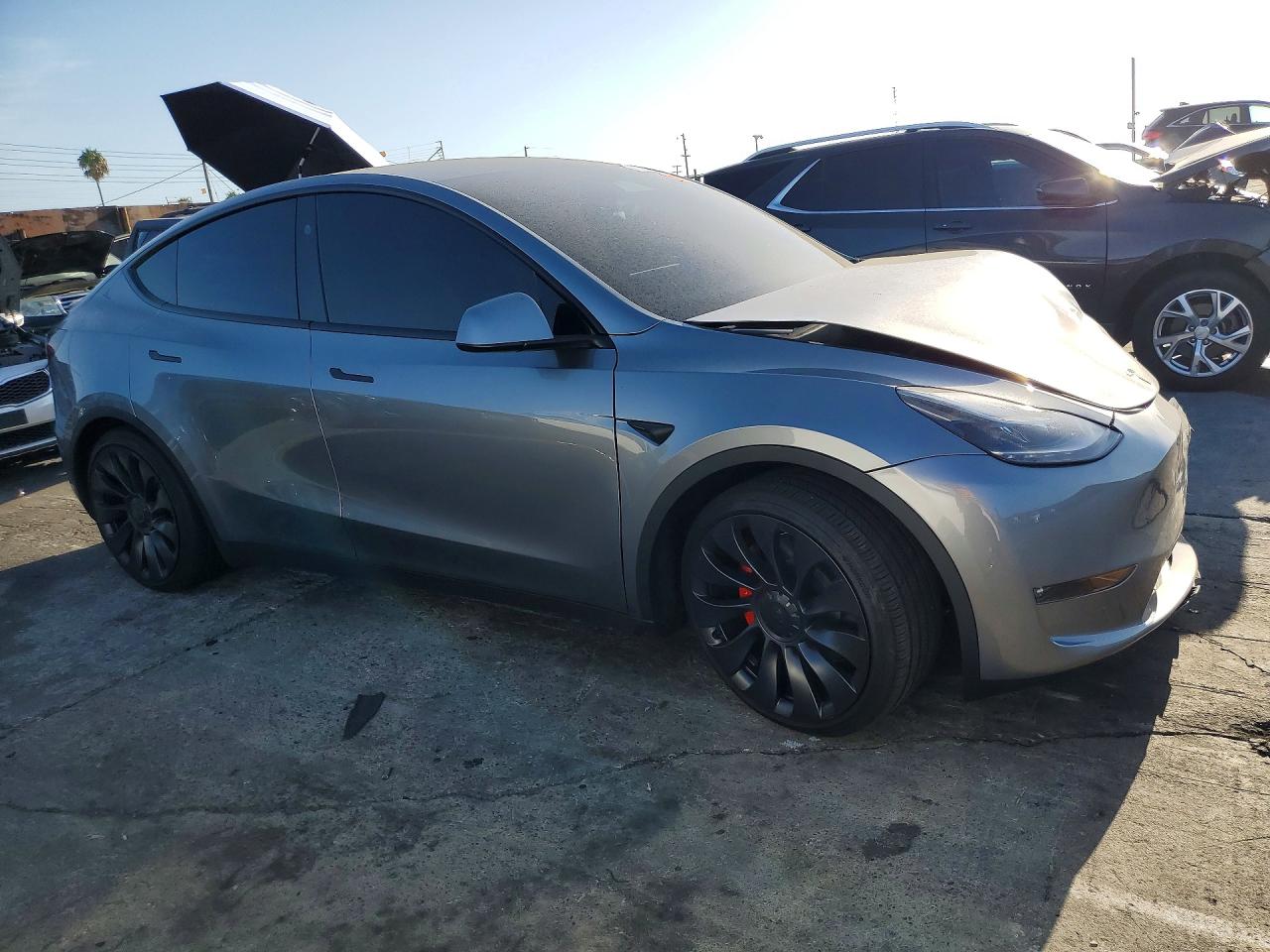 2025 TESLA MODEL Y — снимка 4