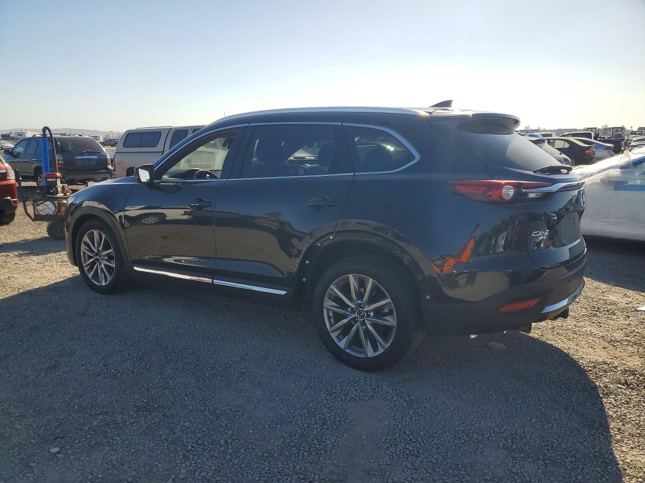 2017 MAZDA CX-9 SIGNATURE — photo 2