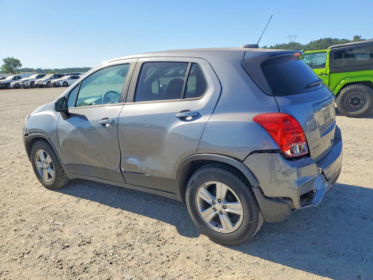 2020 CHEVROLET TRAX LS — снимка 2