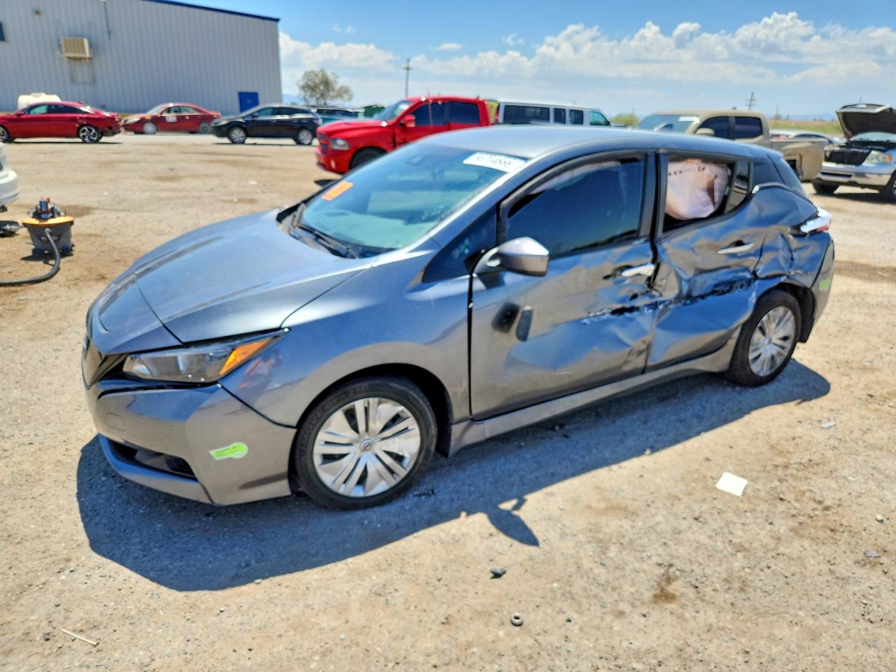 2023 NISSAN LEAF S