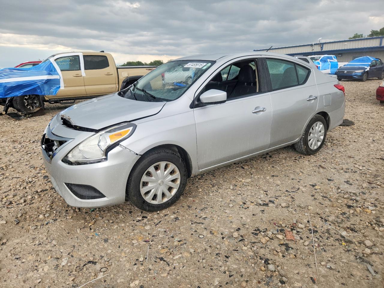 2019 NISSAN VERSA SV