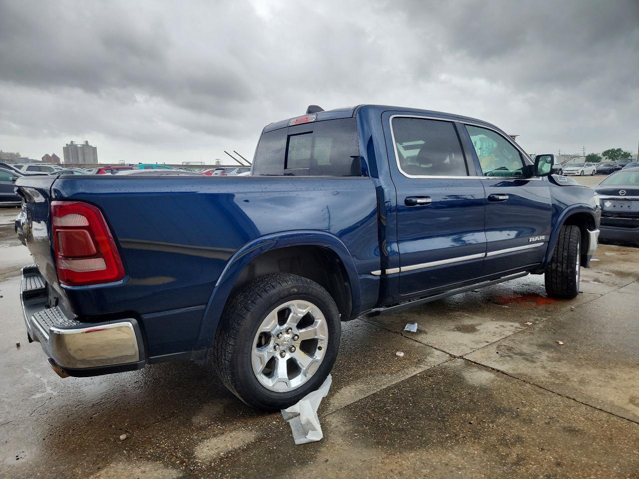 2021 RAM 1500 LIMITED — снимка 3