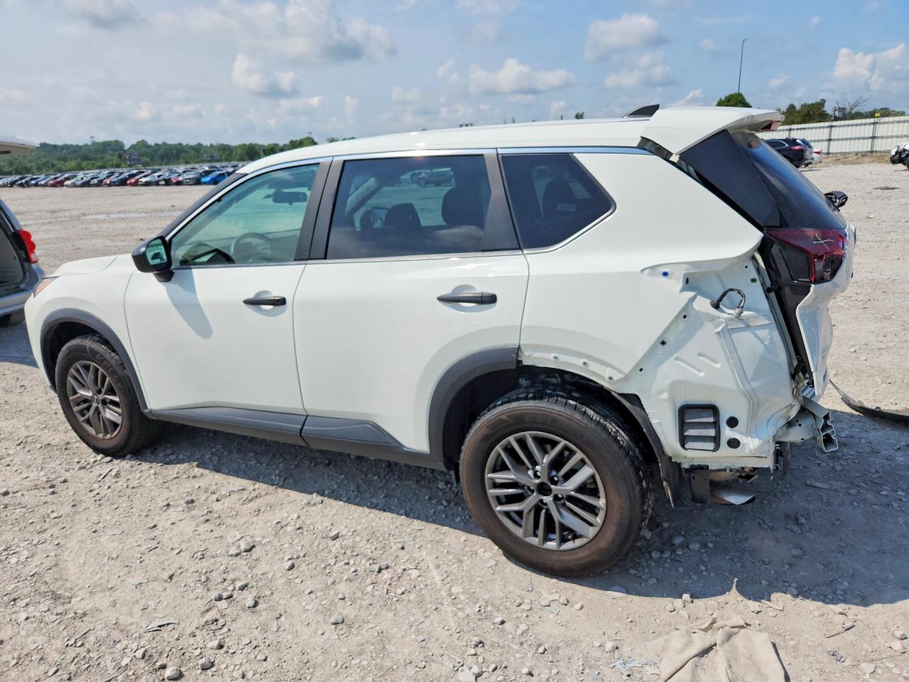 2023 NISSAN ROGUE S — снимка 2