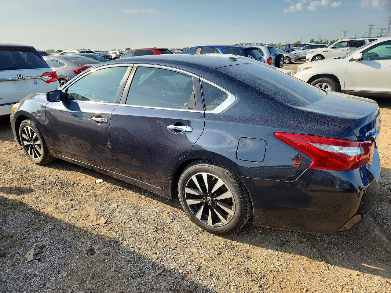 2018 NISSAN ALTIMA 2.5 SV — снимка 2