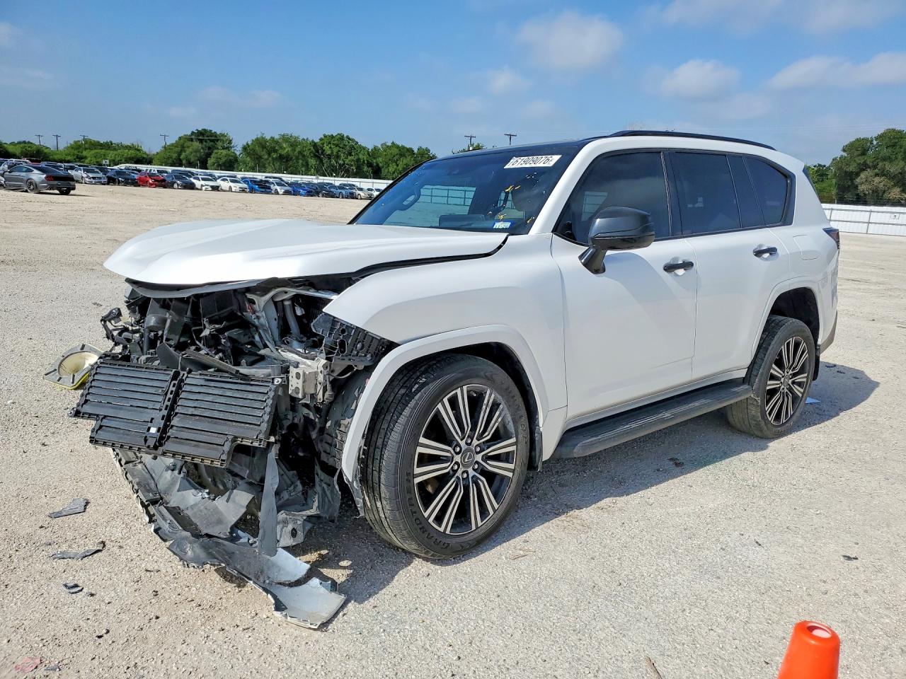2022 LEXUS LX 600 LUXURY
