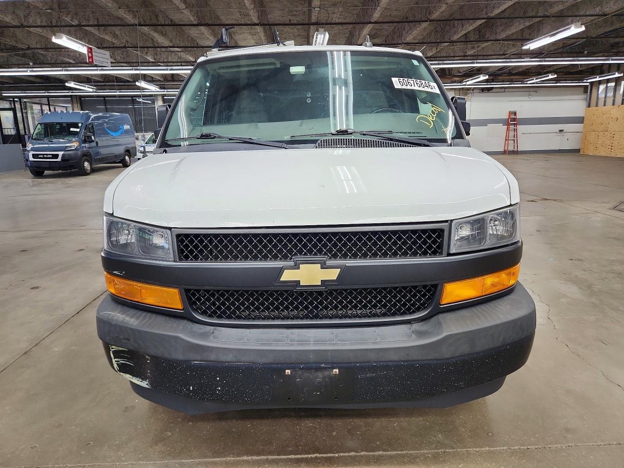 2019 CHEVROLET EXPRESS G2500 — снимка 5