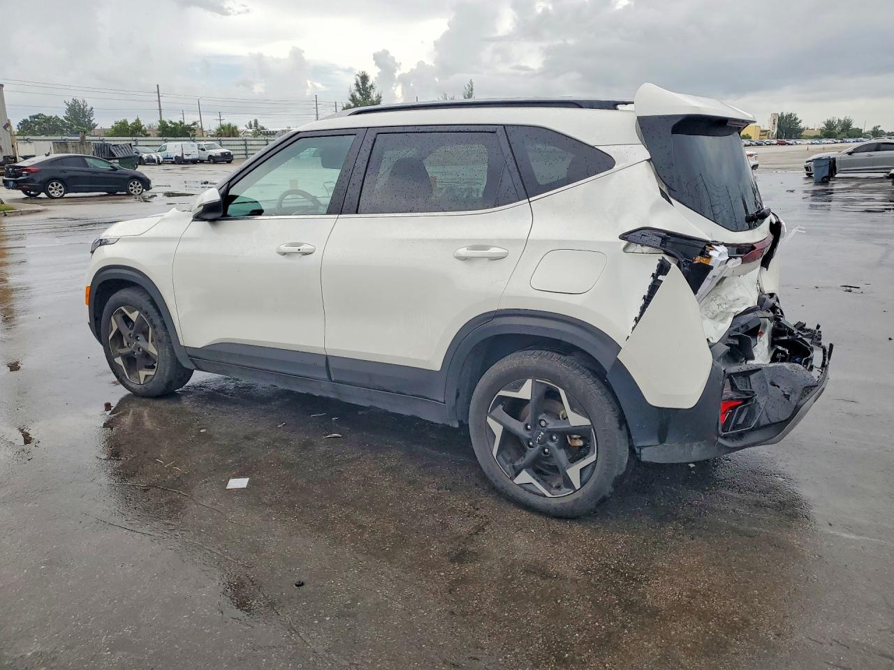 2024 KIA SELTOS EX — снимка 2