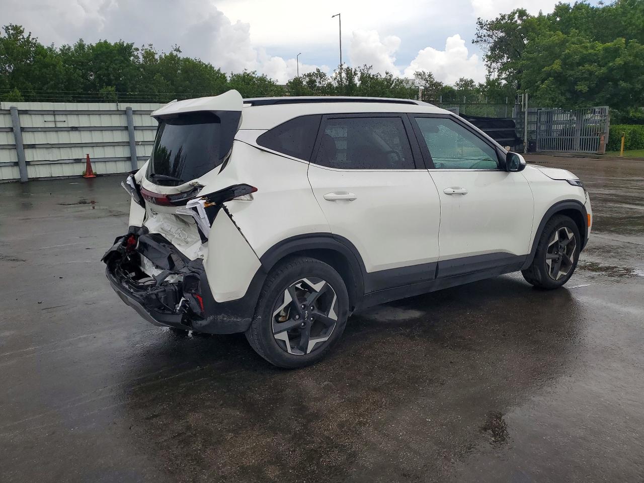 2024 KIA SELTOS EX — снимка 3