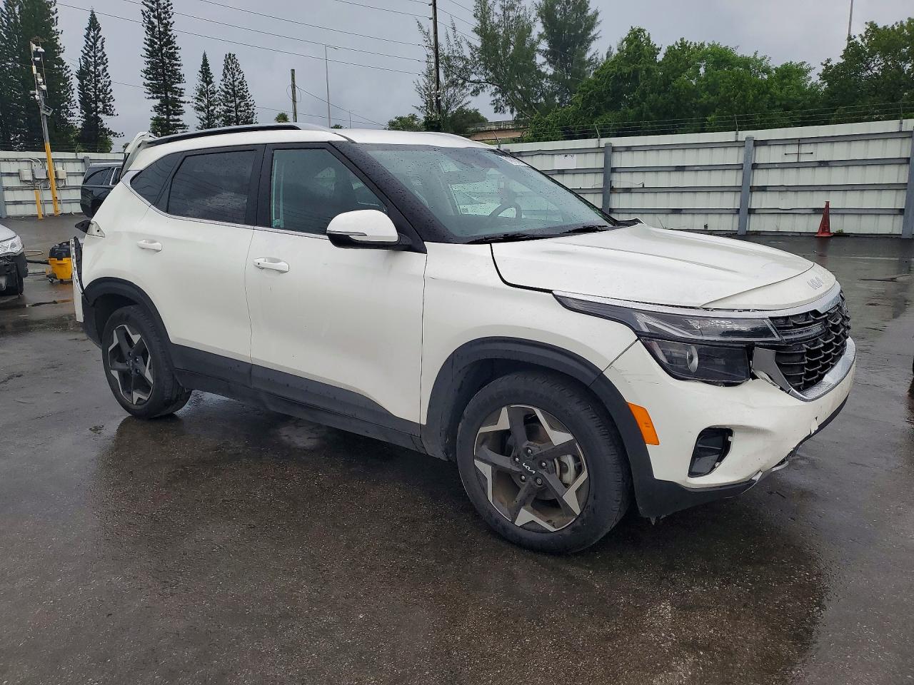 2024 KIA SELTOS EX — снимка 4