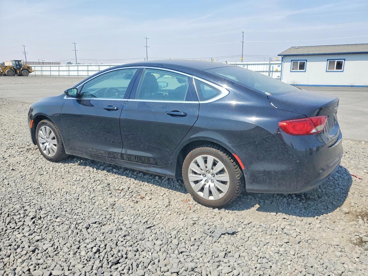 2016 CHRYSLER 200 LX — снимка 2