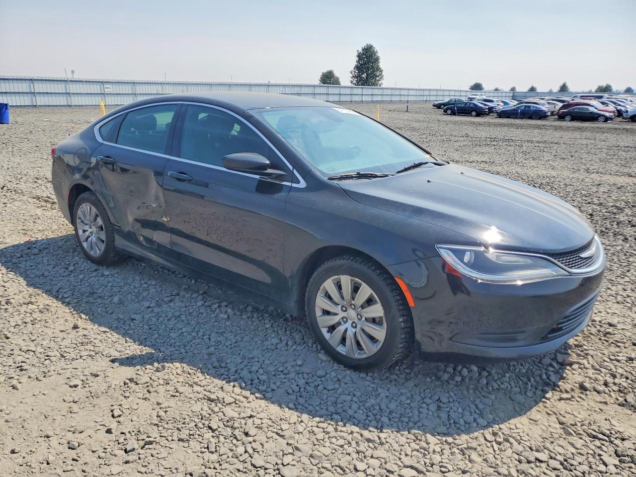 2016 CHRYSLER 200 LX — снимка 4