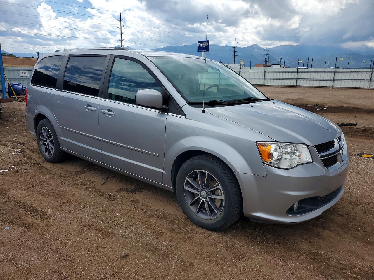 2017 DODGE GRAND CARAVAN SXT — снимка 4