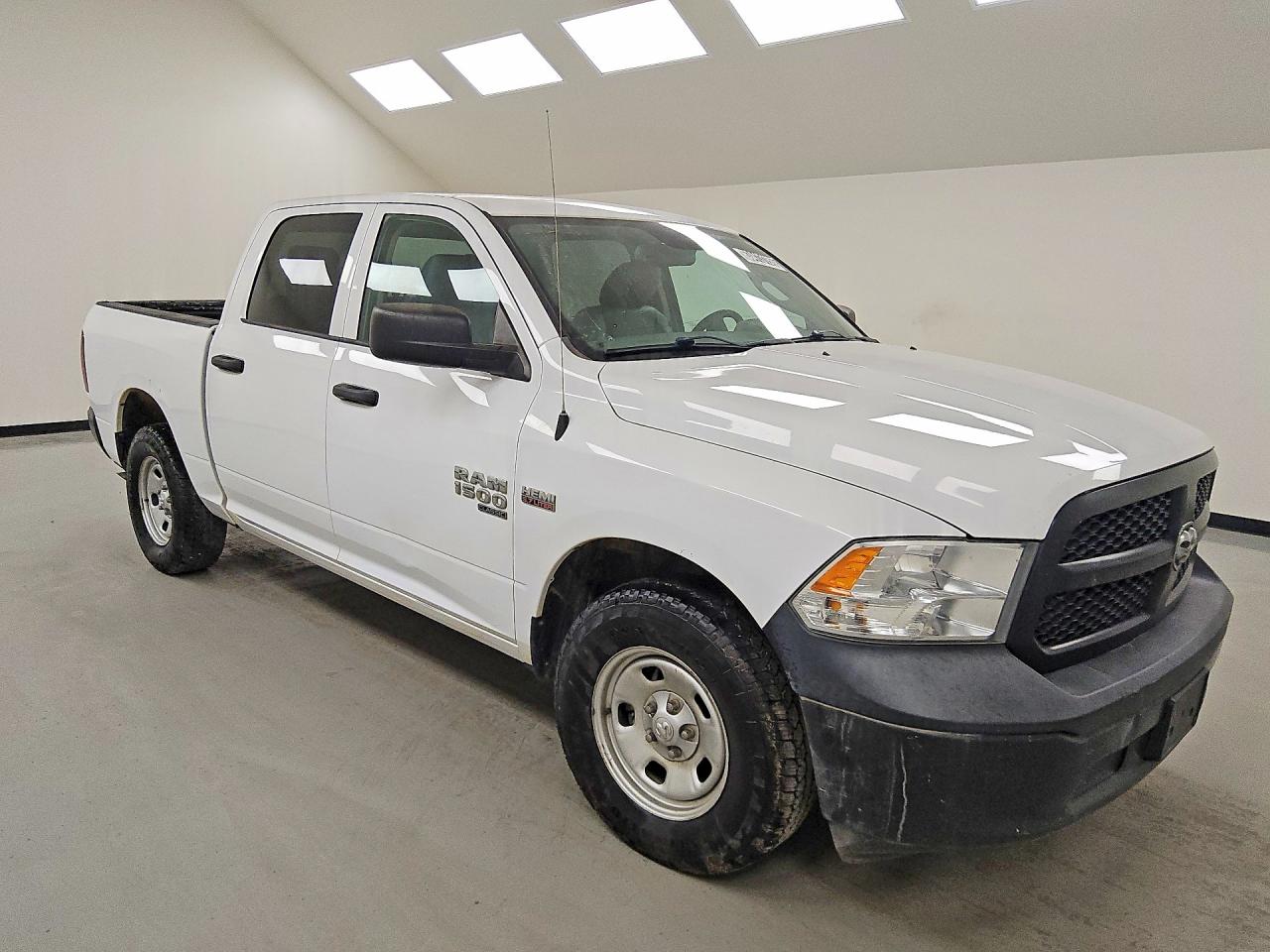 2019 RAM 1500 CLASSIC TRADESMAN — снимка 4