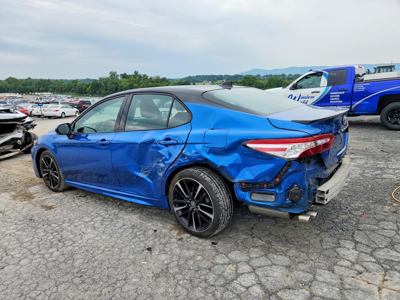 2020 TOYOTA CAMRY XSE — снимка 2