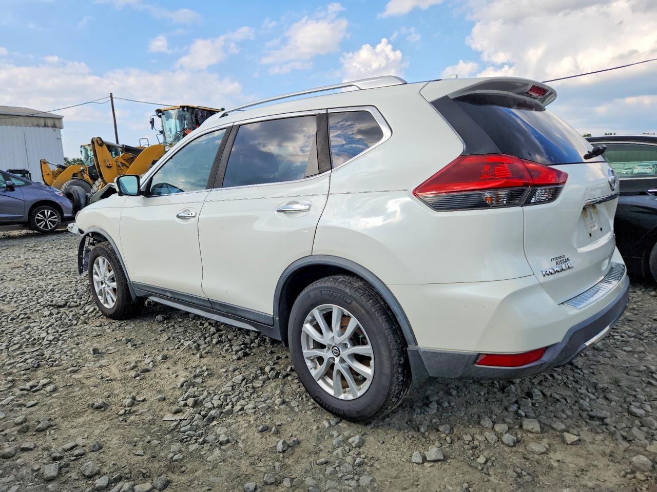 2018 NISSAN ROGUE SV — снимка 2