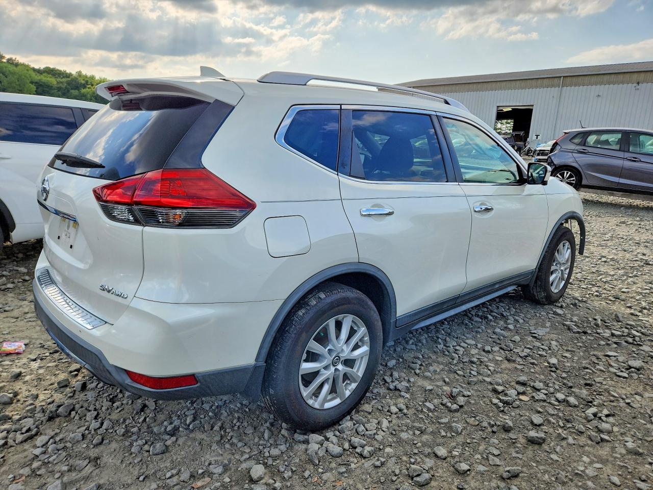 2018 NISSAN ROGUE SV — снимка 3