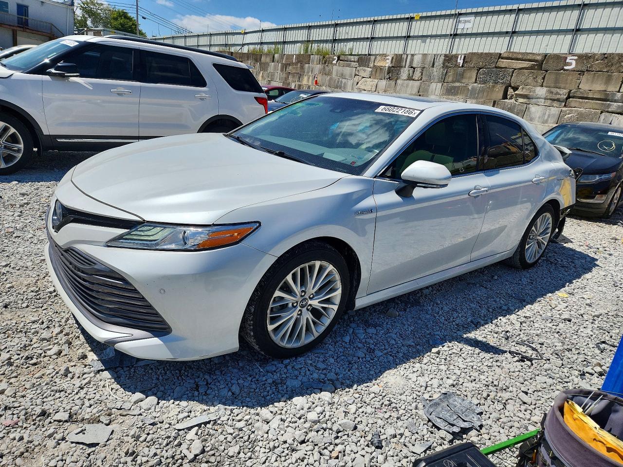 2018 TOYOTA CAMRY HYBRID XLE