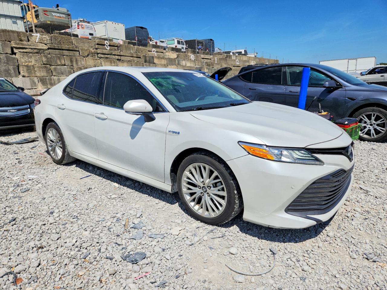 2018 TOYOTA CAMRY HYBRID XLE — снимка 4