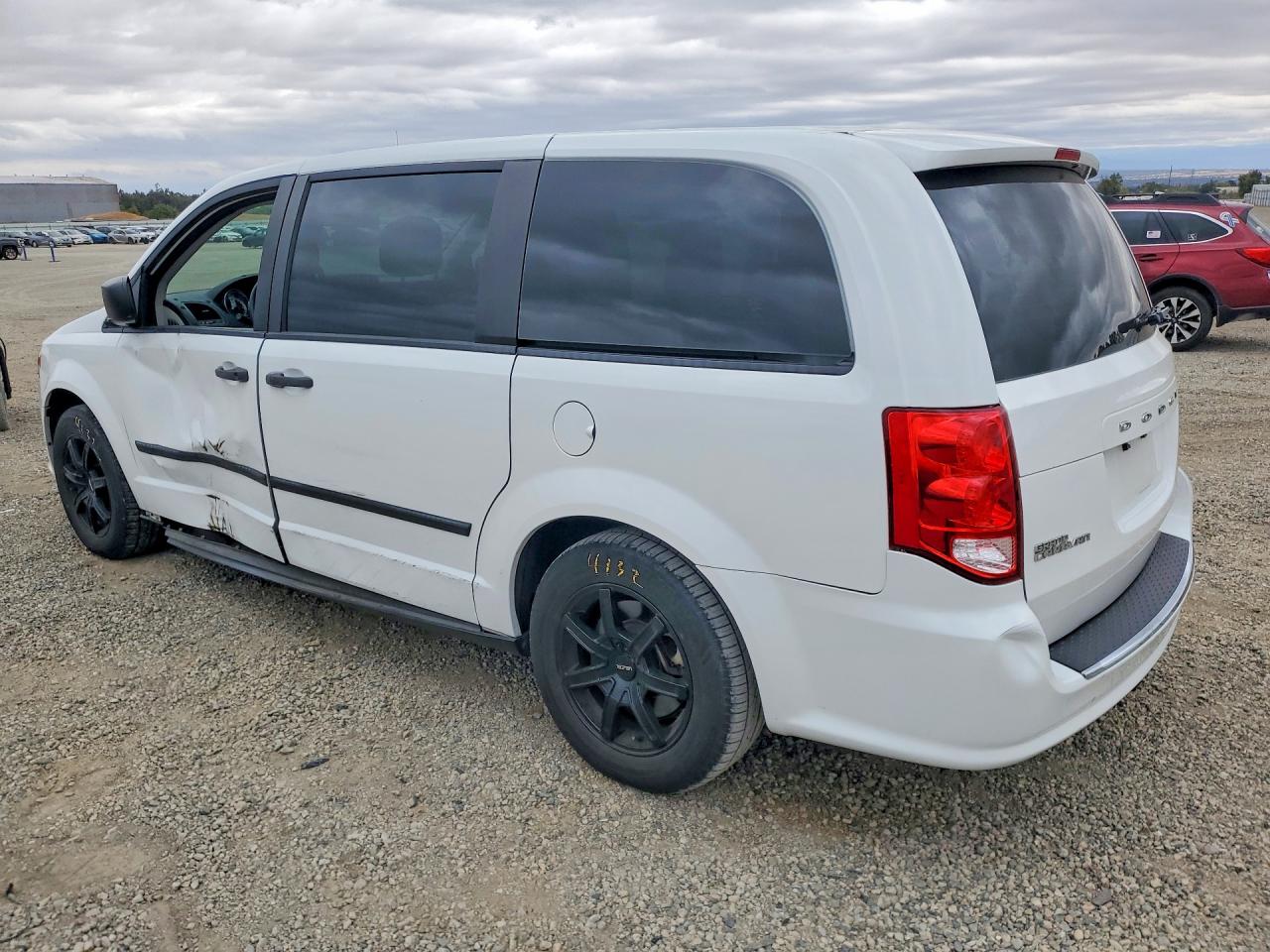 2016 DODGE GRAND CARAVAN SE — снимка 2