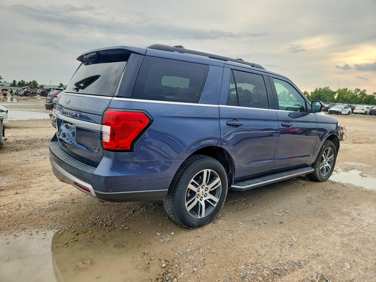 2022 FORD EXPEDITION XLT — снимка 3