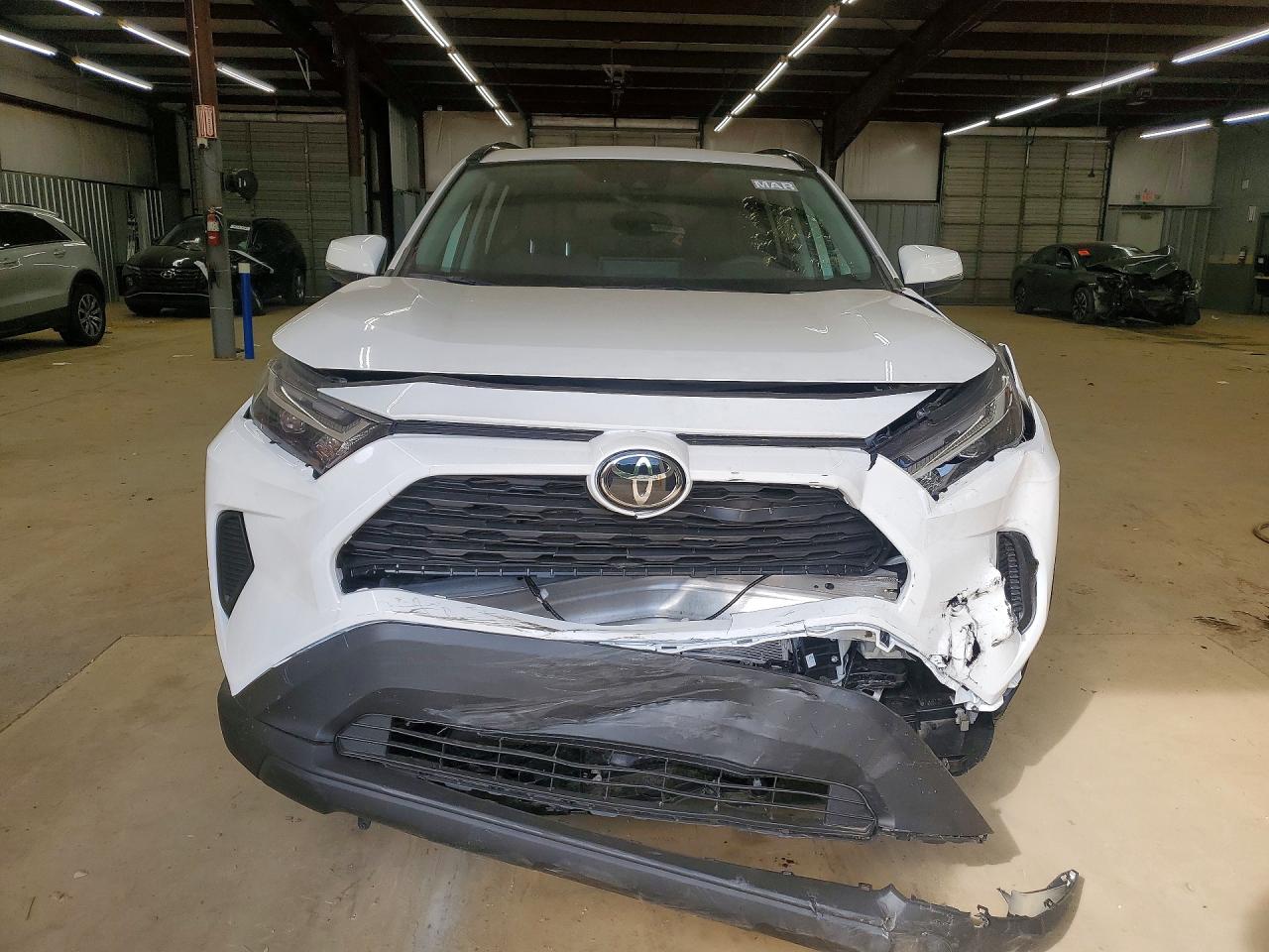 2025 TOYOTA RAV4 HYBRID XLE — снимка 5