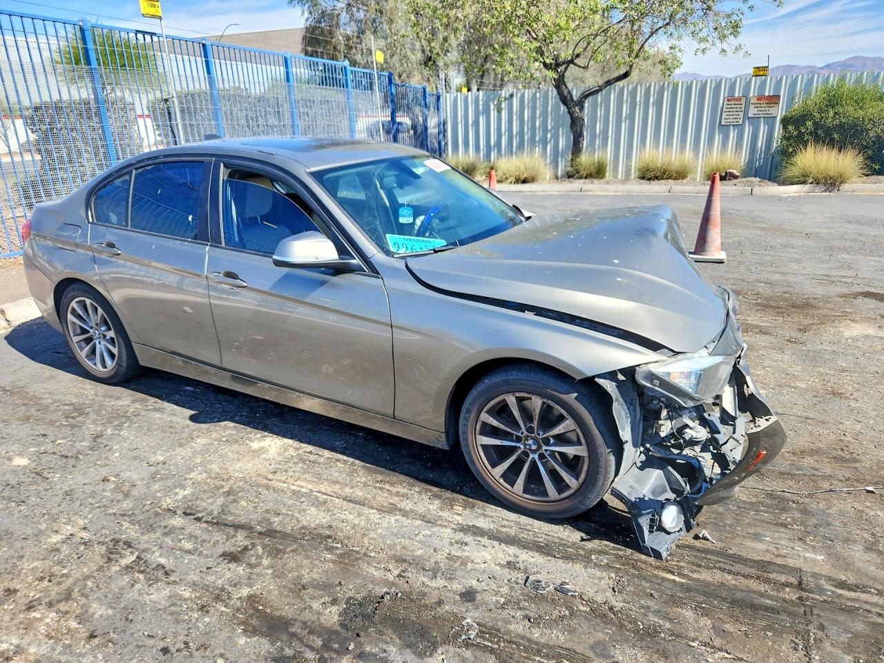 2017 BMW 320 I — снимка 4