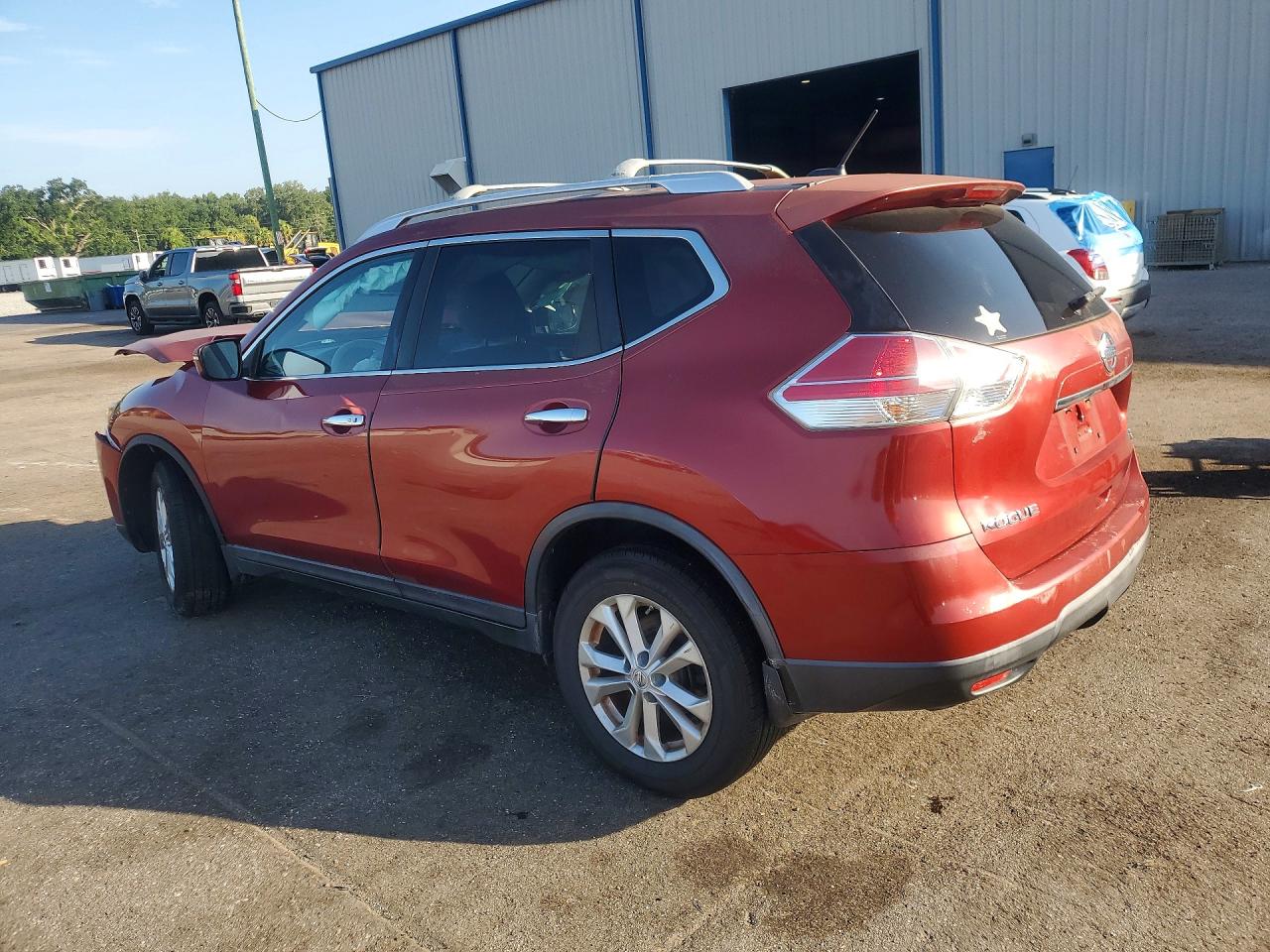 2015 NISSAN ROGUE SV — снимка 2